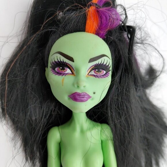Monster High Casta Fierce Mattel 2011 Doll Only - Picture 3 of 4